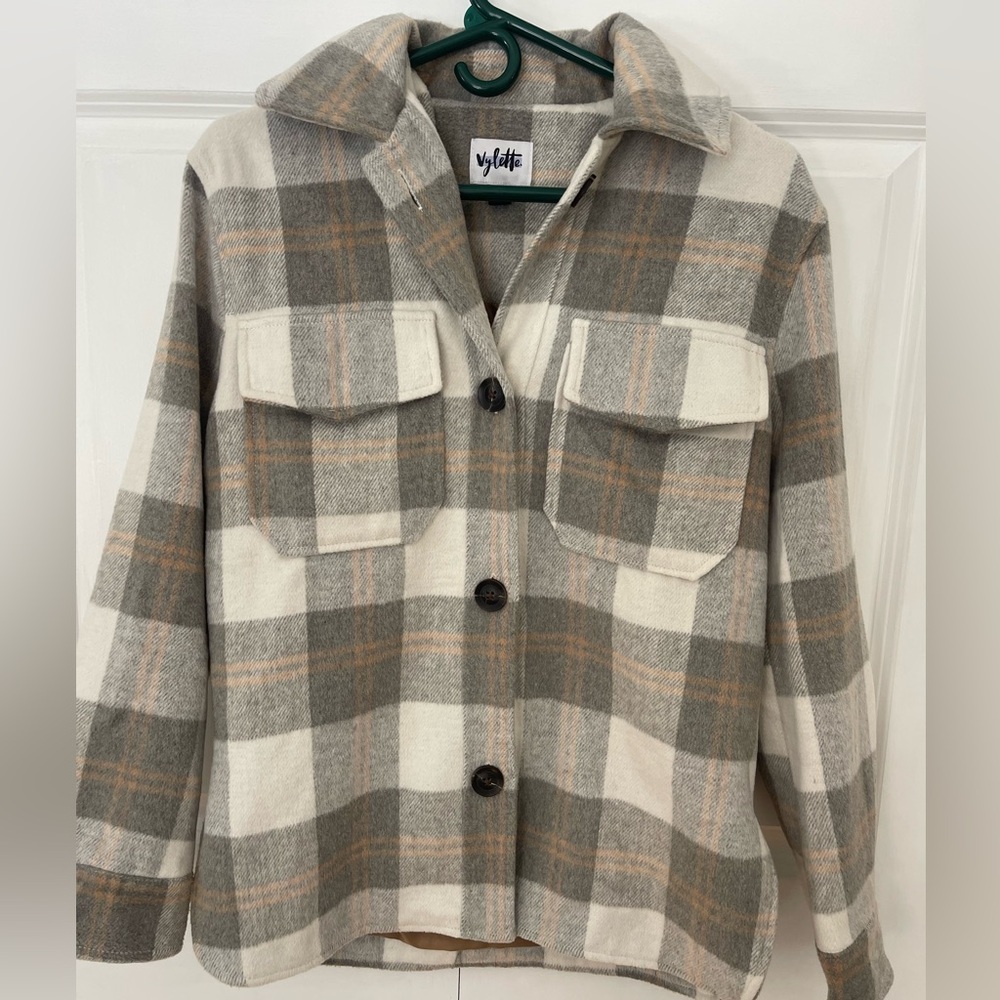 women’s plaid jacket